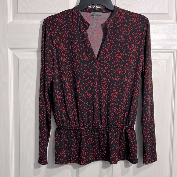 The Limited Women’s blouse - Size Small - Red, Black and Maroon V-Neck - Picture 1 of 7